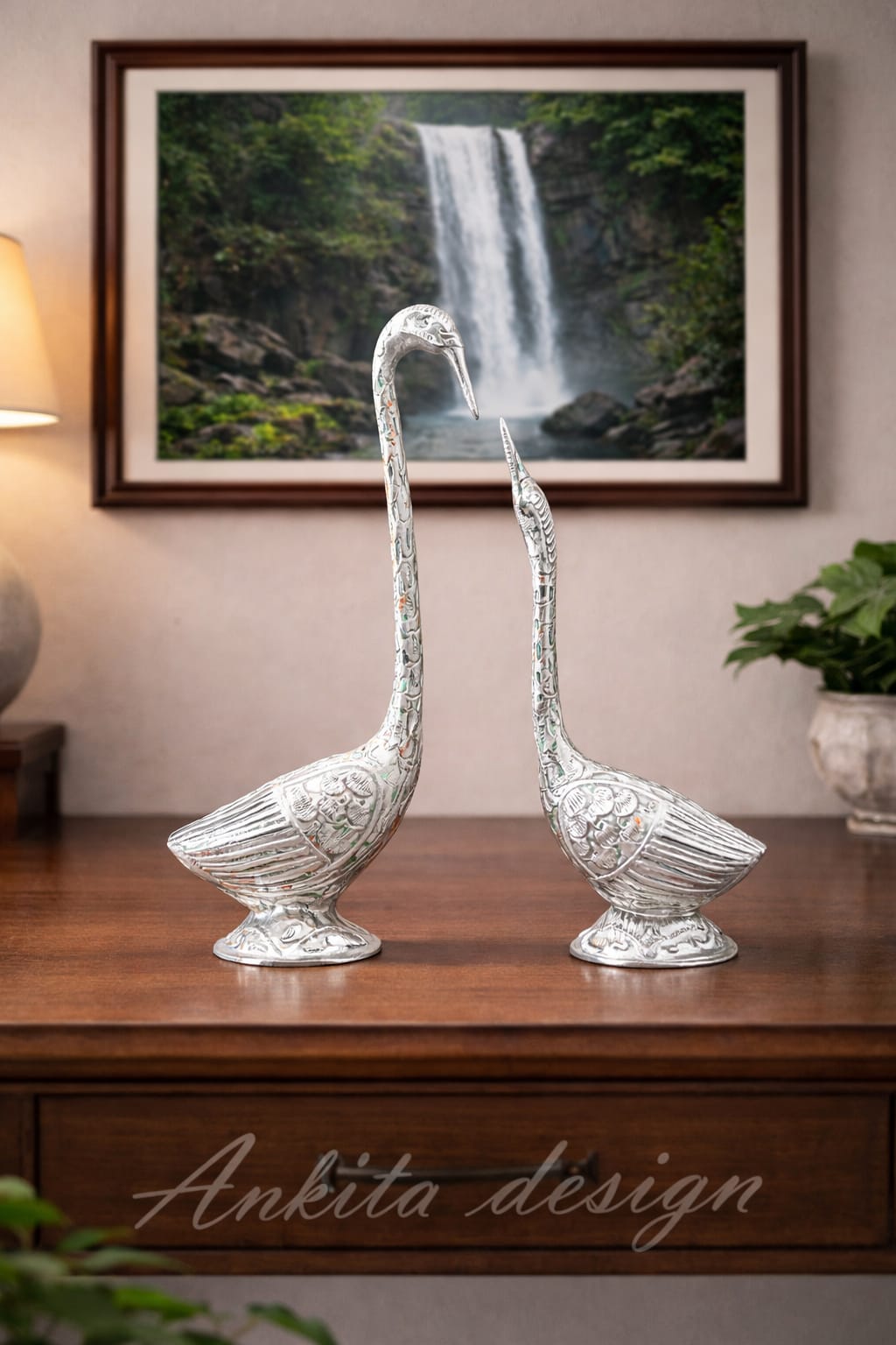 Decorative Swan Pair (Saras Showpiece Set)